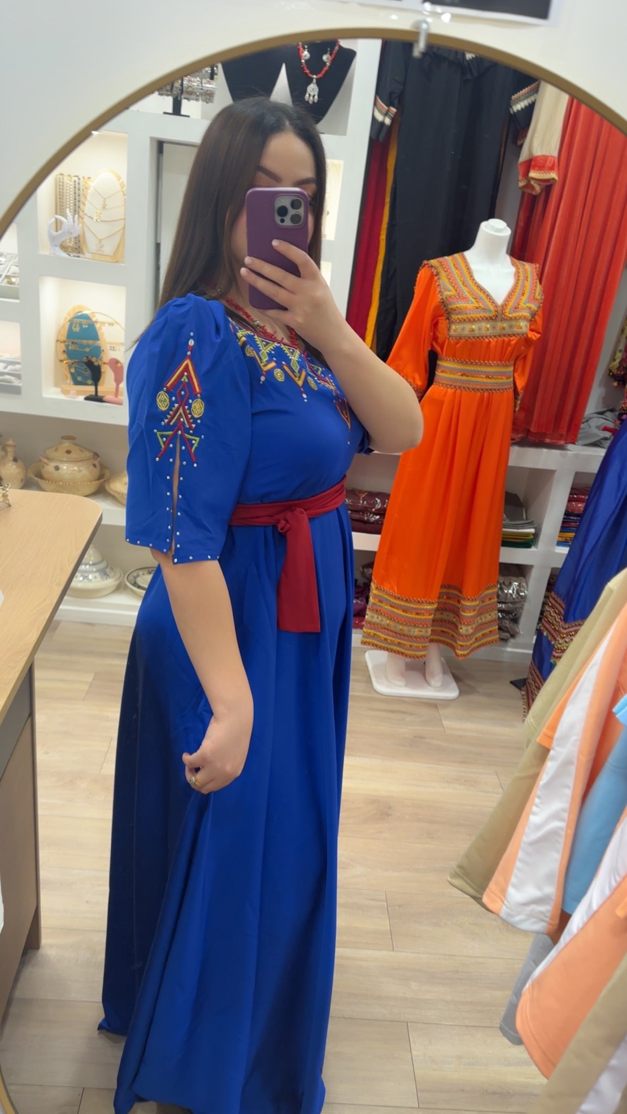 Robe soirée brodée