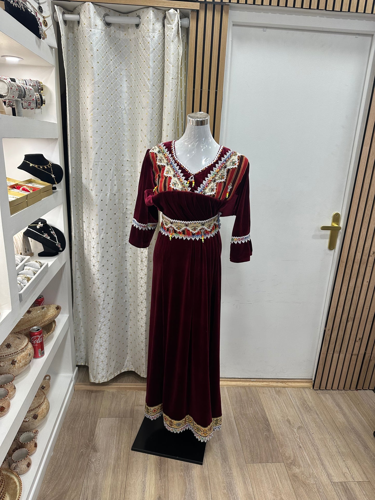 Robe bijoux