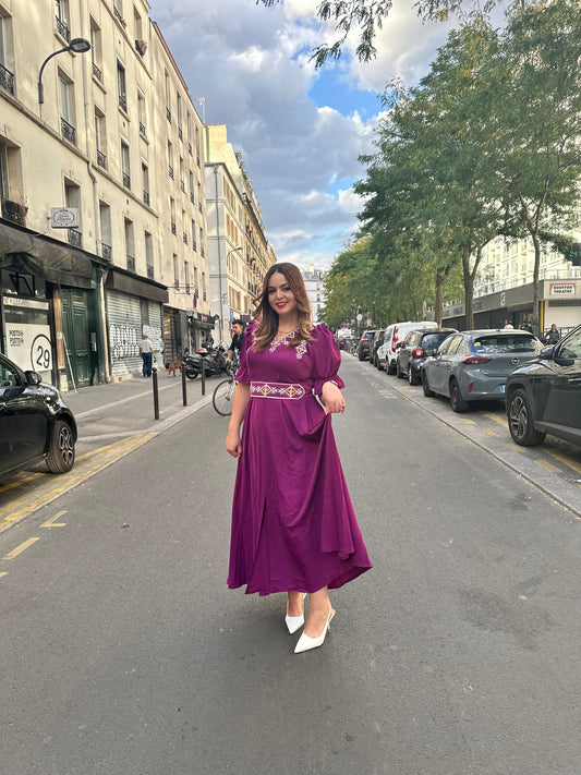 Robe brodée