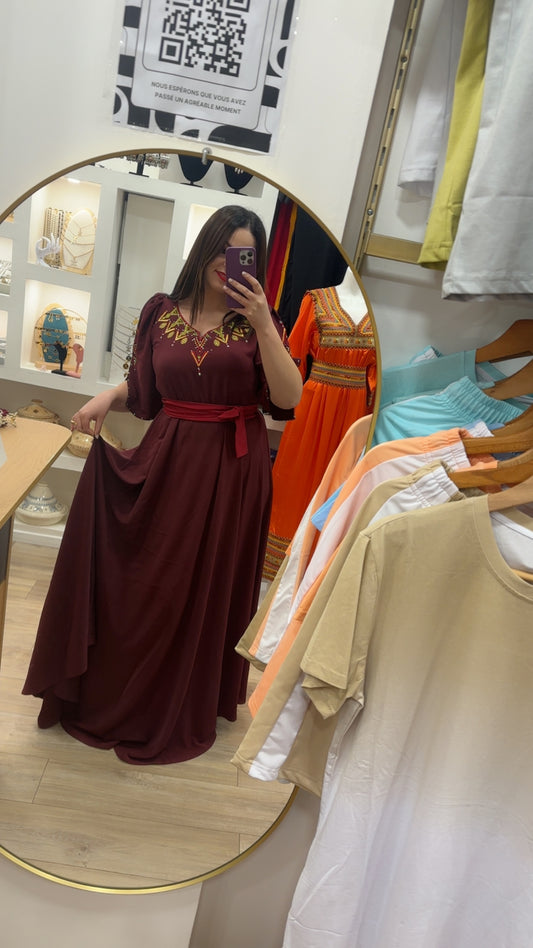 Robe soirée brodée