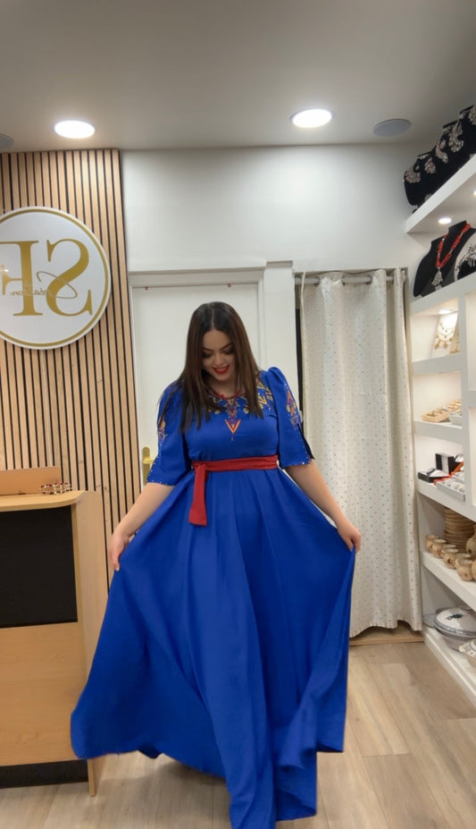 Robe soirée brodée