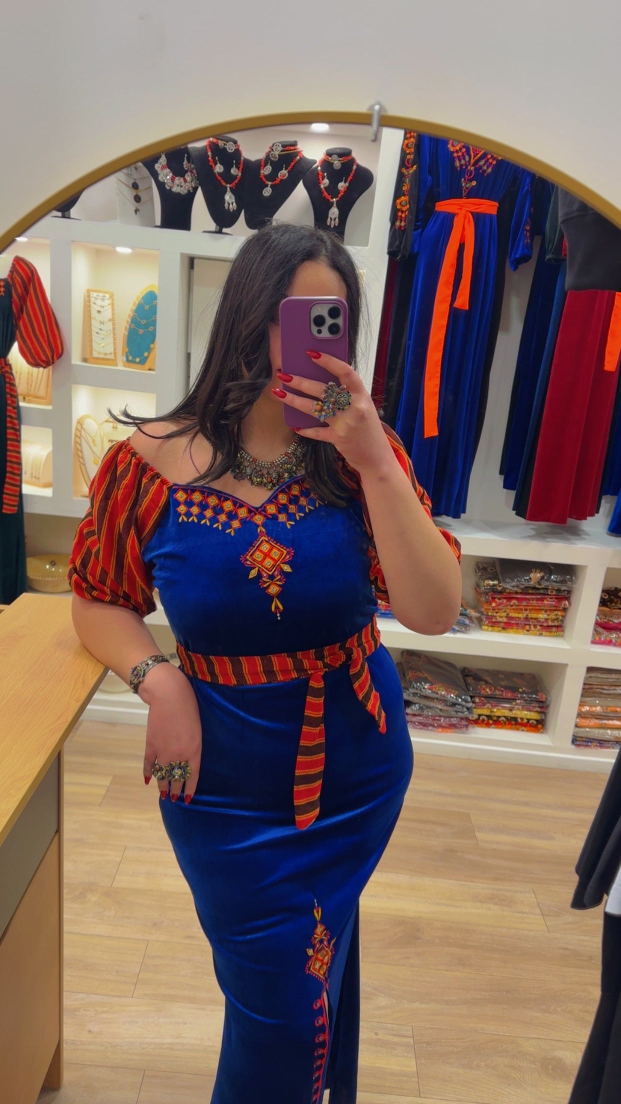 Robe katifa manches fouta